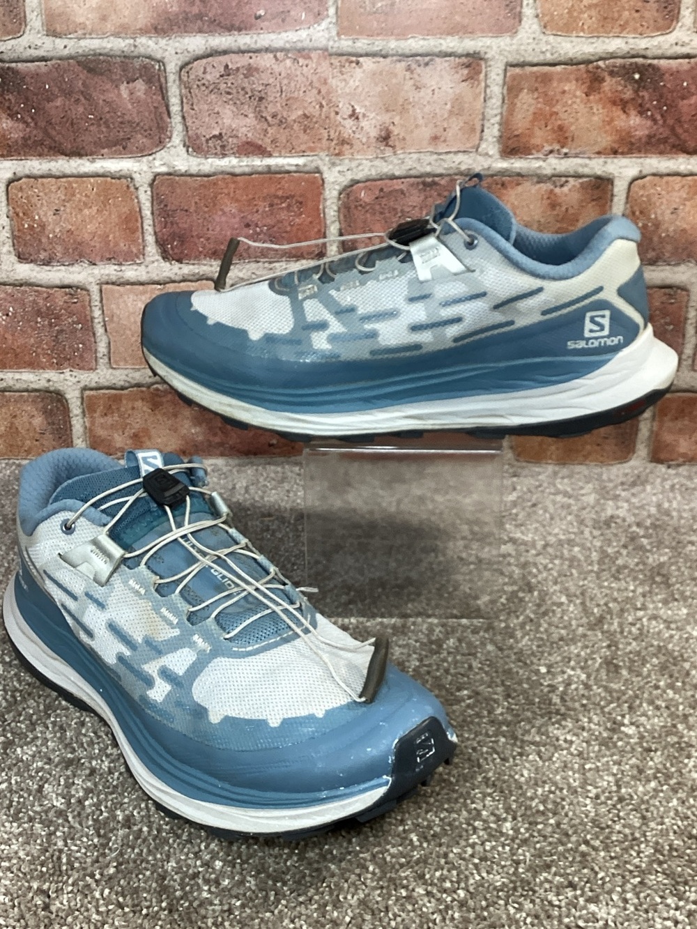 Salomon Ultra Glide Womens trail running hiking shoes size 8